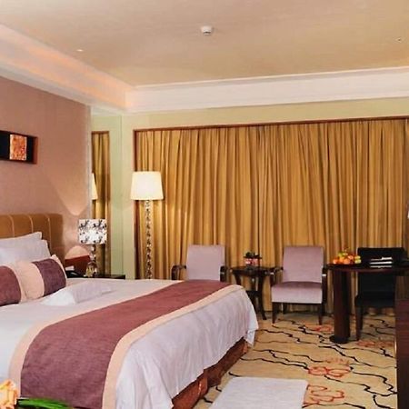 فندق دونغقوانفي  فندق يوراسيا إنترناشونال الغرفة الصورة